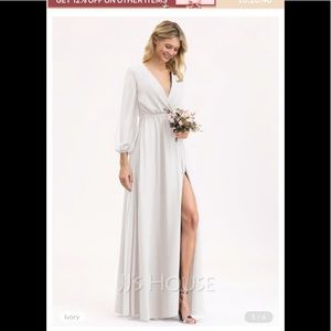 Beautiful Ivory wrap Wedding dress BRAND NEW JJ’s